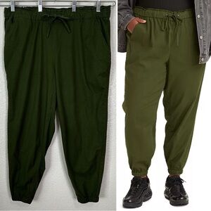 Levi's Olive Green Trendy Plus Size Off Duty Jogger Pants, Size 16W